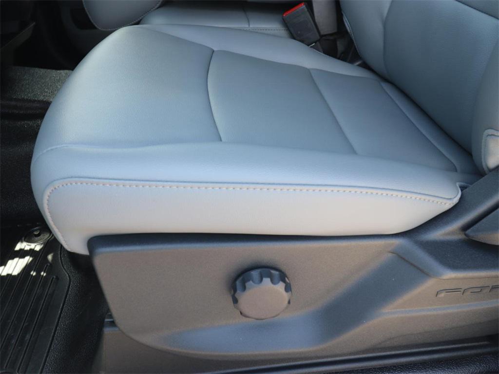 new 2025 Ford F-450 car, priced at $81,360