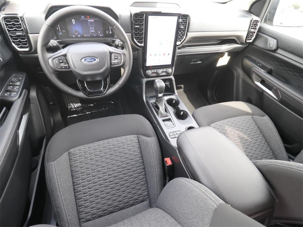 new 2025 Ford Ranger car, priced at $33,801