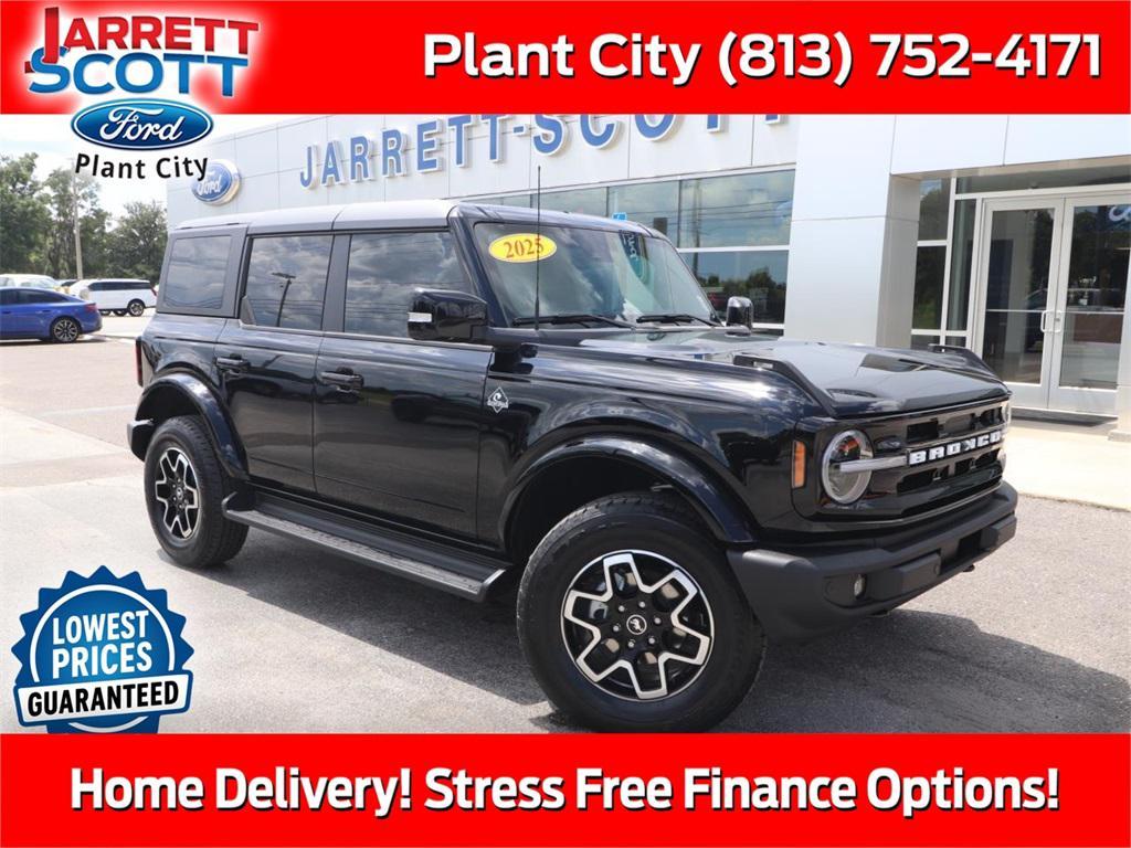 new 2025 Ford Bronco car, priced at $48,925
