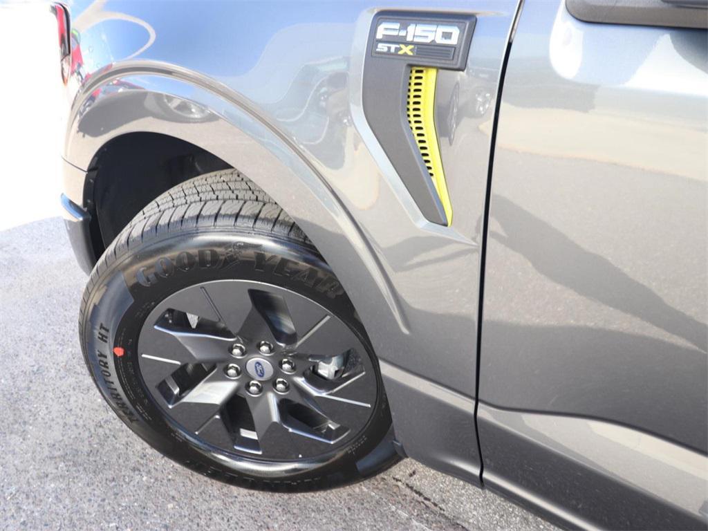 new 2025 Ford F-150 car, priced at $43,168