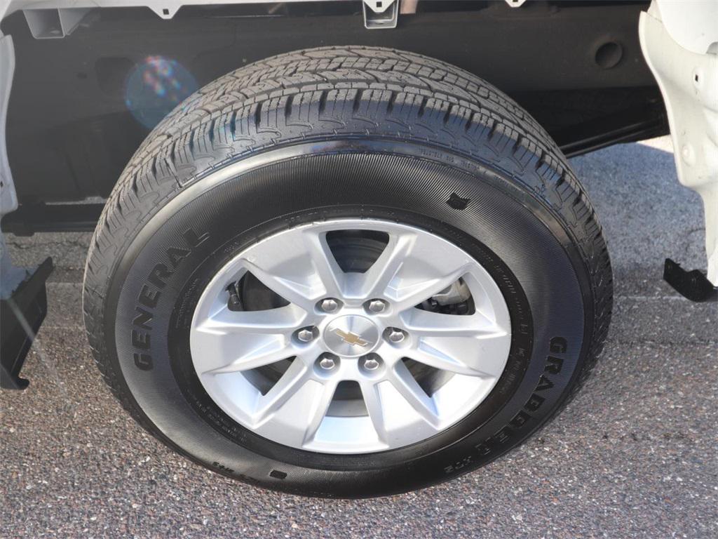 used 2024 Chevrolet Silverado 1500 car, priced at $33,434