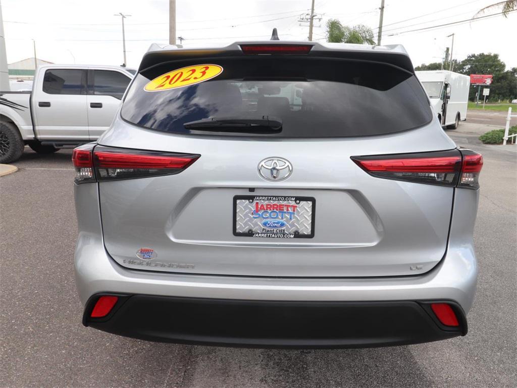 used 2023 Toyota Highlander car, priced at $27,267