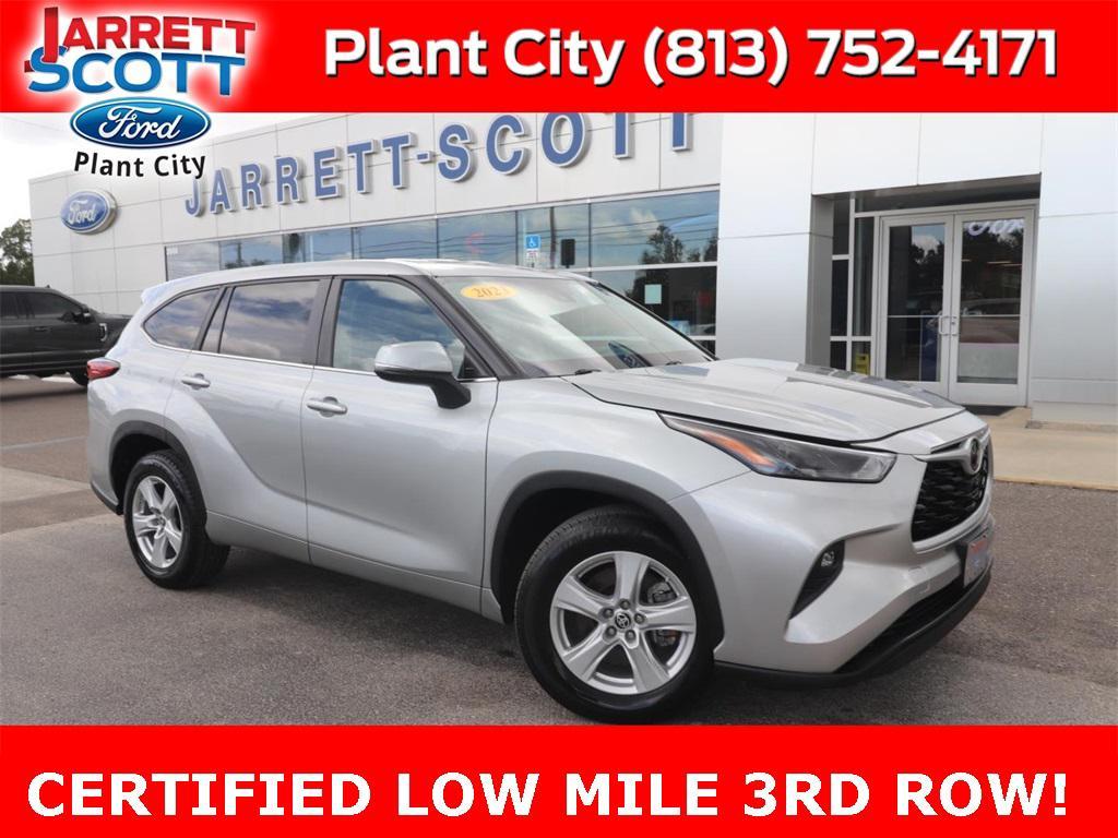 used 2023 Toyota Highlander car, priced at $27,267