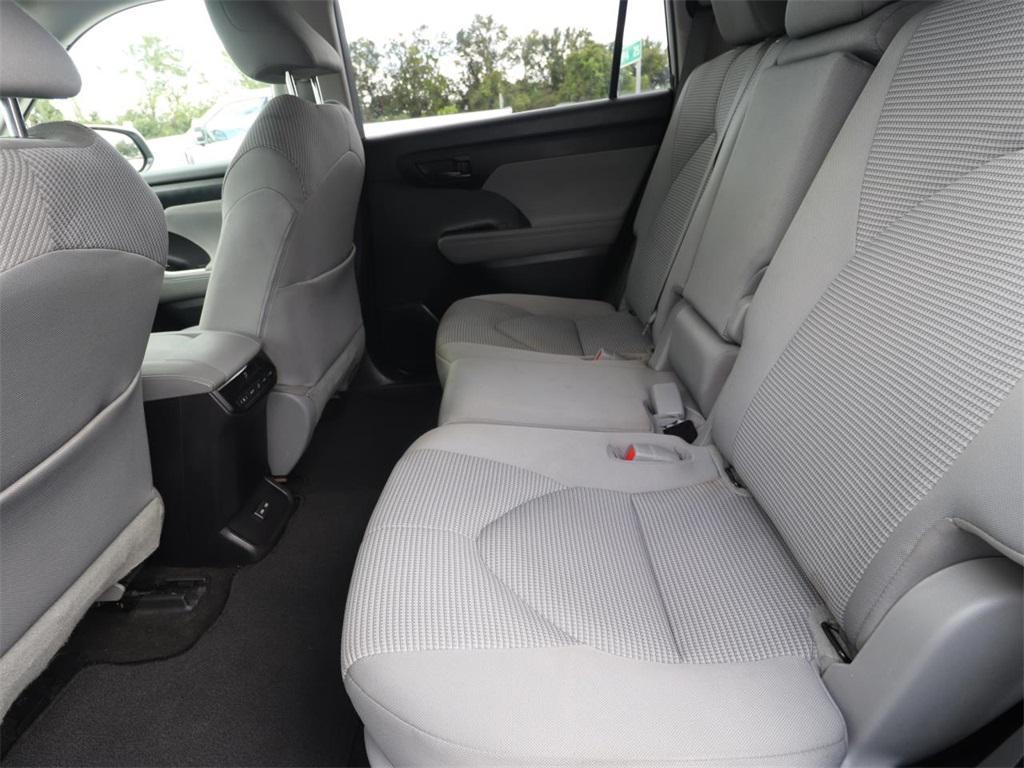 used 2023 Toyota Highlander car, priced at $27,267