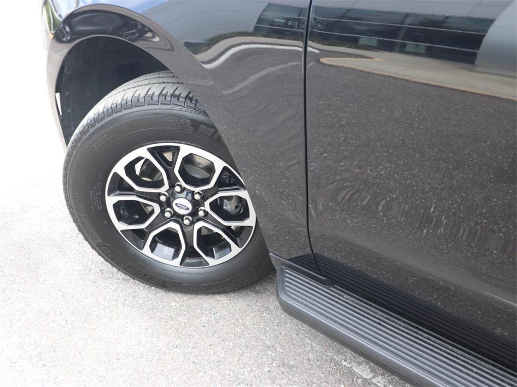 used 2024 Ford Expedition car, priced at $41,989