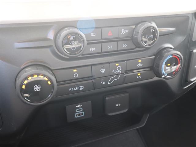 new 2025 Ford F-250 car, priced at $66,968