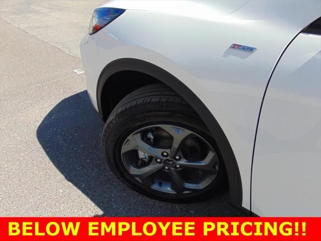 new 2025 Ford Escape car, priced at $30,063