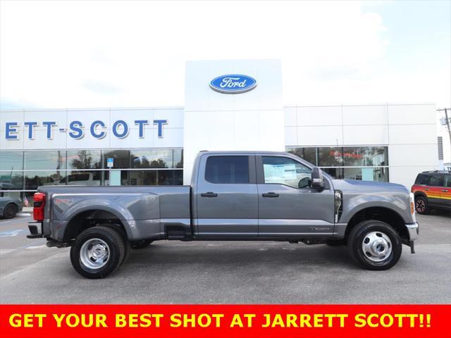 new 2025 Ford F-350 car, priced at $67,125