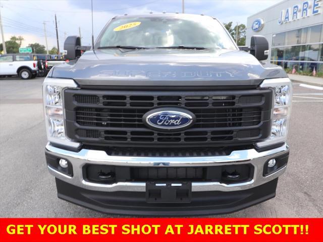 new 2025 Ford F-350 car, priced at $67,125