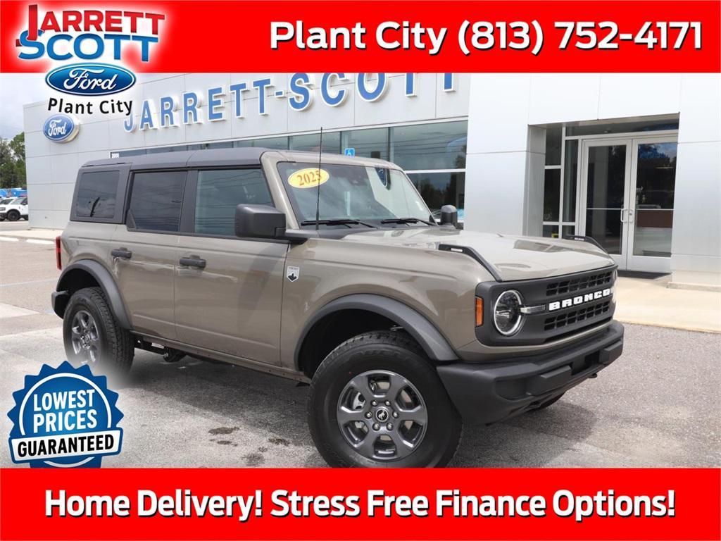 new 2025 Ford Bronco car, priced at $41,122