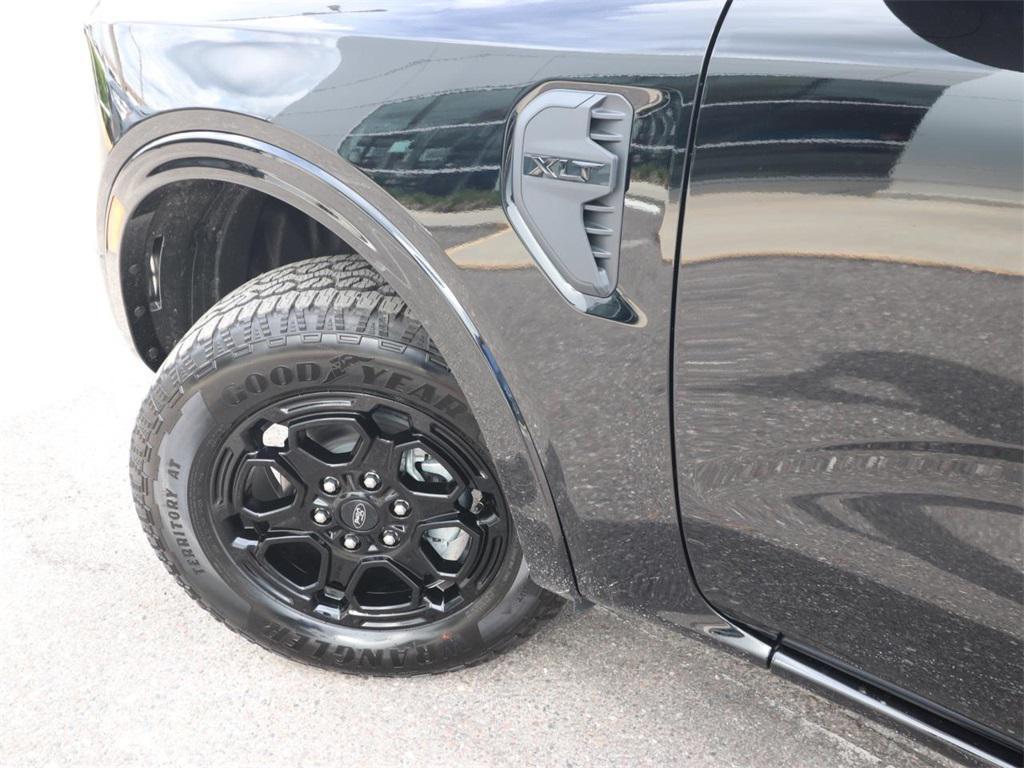 new 2025 Ford Ranger car, priced at $32,154