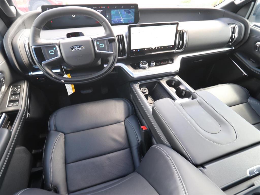 new 2025 Ford Expedition car, priced at $80,601