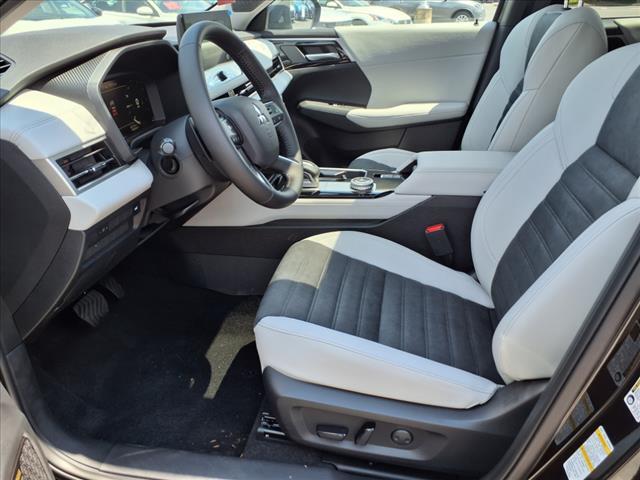 new 2025 Mitsubishi Outlander car, priced at $40,715