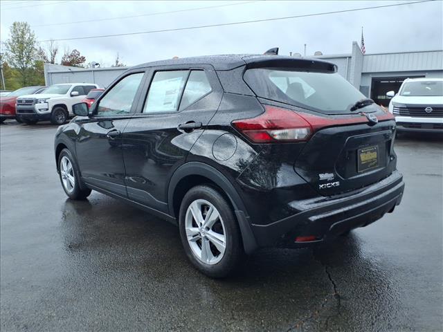 new 2025 Nissan Kicks Play car, priced at $23,865