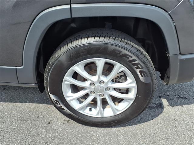 used 2022 Jeep Cherokee car, priced at $24,999