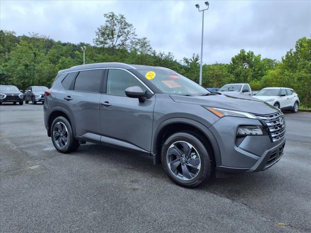 used 2025 Nissan Rogue car, priced at $29,998