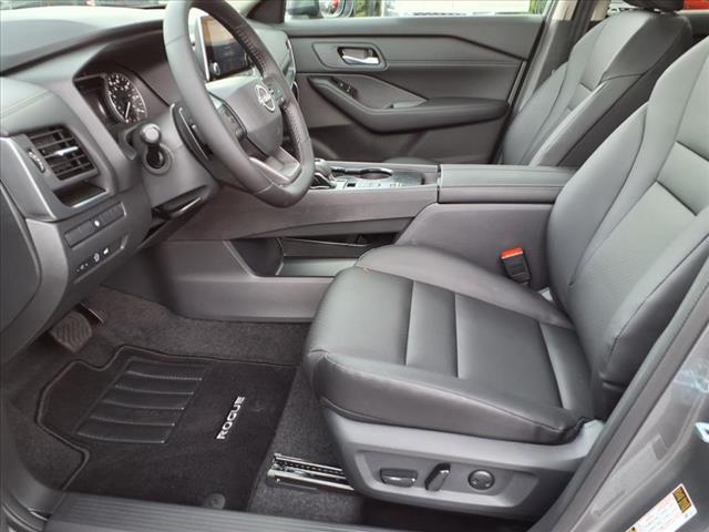 used 2025 Nissan Rogue car, priced at $29,998