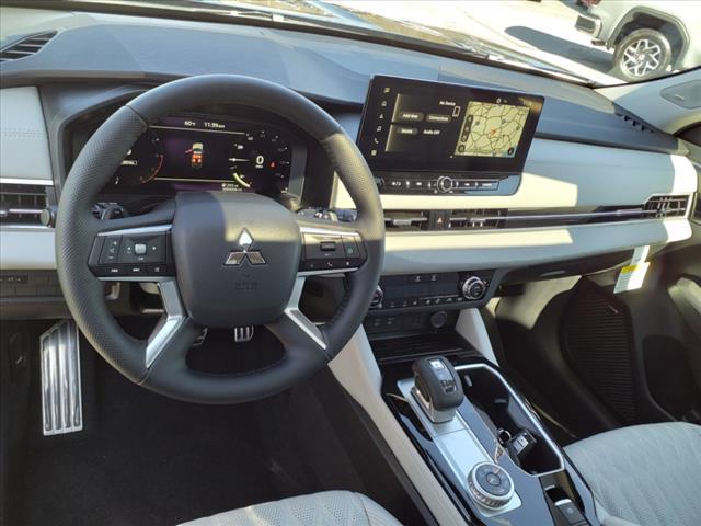 new 2025 Mitsubishi Outlander car, priced at $41,310