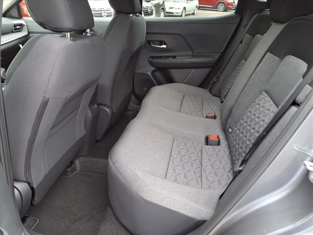 new 2025 Nissan Kicks car, priced at $32,135