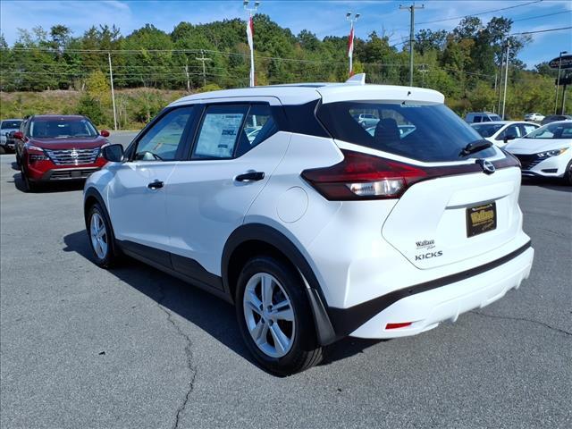 new 2025 Nissan Kicks Play car, priced at $23,865