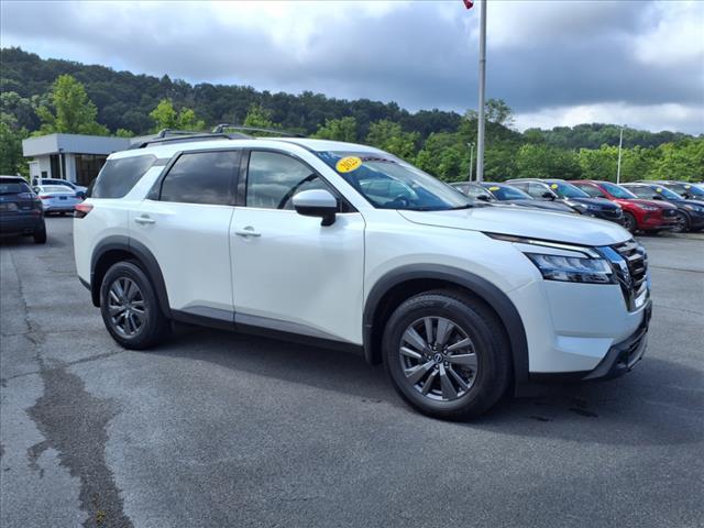 used 2022 Nissan Pathfinder car, priced at $31,999