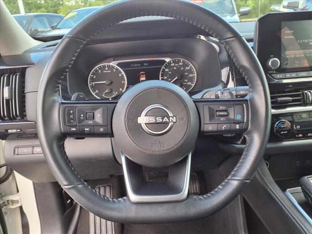 used 2022 Nissan Pathfinder car, priced at $31,999