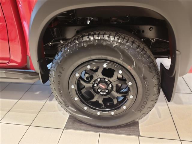 new 2025 Nissan Frontier car, priced at $66,470