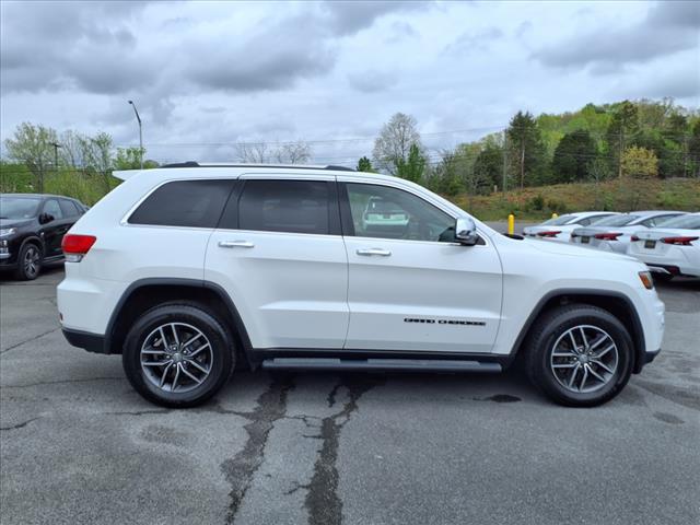used 2017 Jeep Grand Cherokee car, priced at $11,498