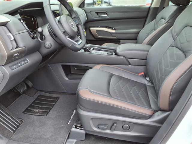 new 2025 Nissan Pathfinder car, priced at $54,485