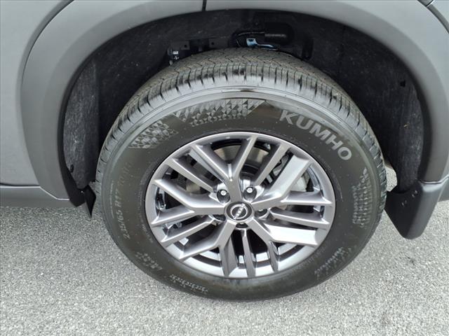 new 2025 Nissan Rogue car, priced at $32,200