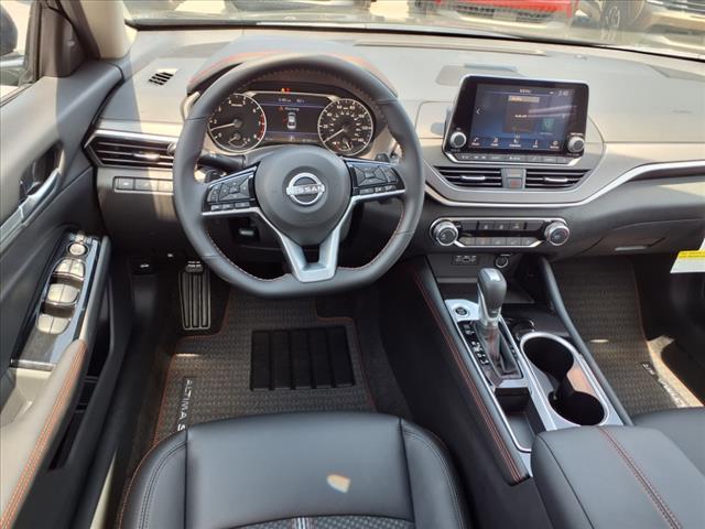 new 2025 Nissan Altima car, priced at $31,085
