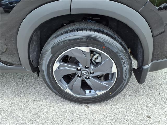 new 2025 Nissan Rogue car, priced at $33,985