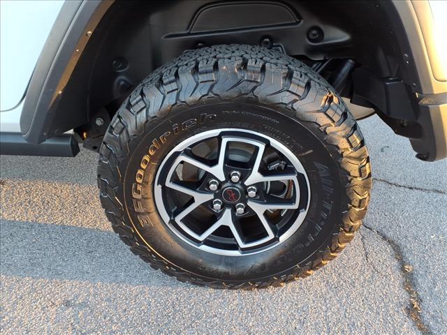 used 2025 Jeep Wrangler car, priced at $45,998