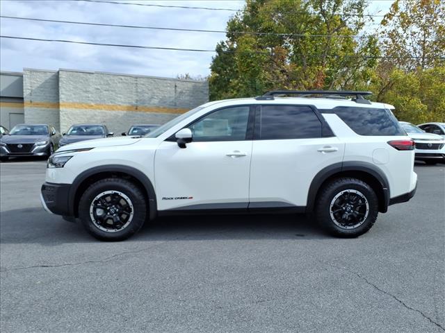 new 2025 Nissan Pathfinder car, priced at $46,620