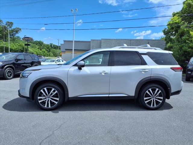 new 2025 Nissan Pathfinder car, priced at $54,035