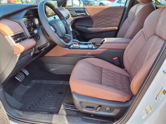 new 2025 Mitsubishi Outlander car, priced at $46,995