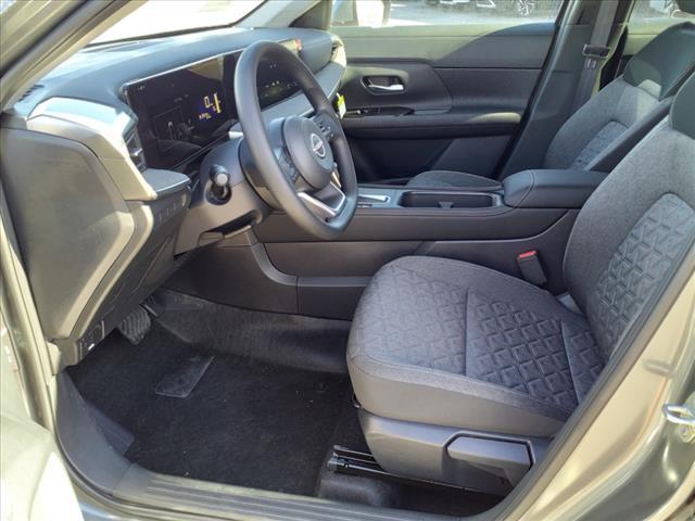 new 2025 Nissan Kicks car, priced at $27,685