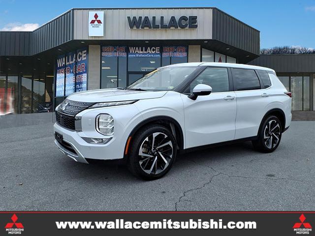 used 2024 Mitsubishi Outlander car, priced at $26,998