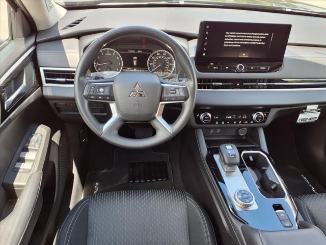 new 2025 Mitsubishi Outlander car, priced at $34,595