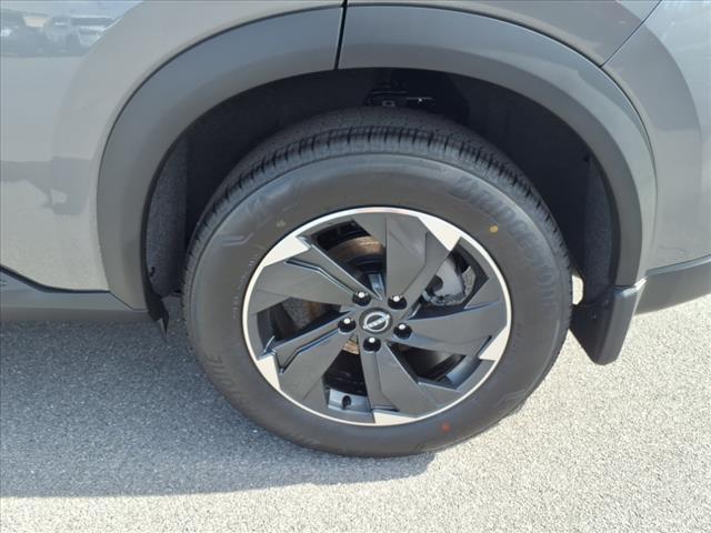 new 2025 Nissan Rogue car, priced at $33,385