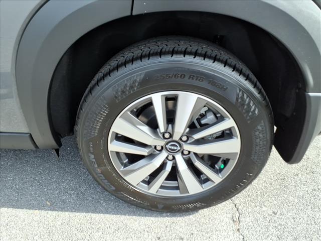 new 2025 Nissan Pathfinder car, priced at $46,625