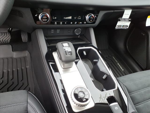 new 2025 Mitsubishi Outlander car, priced at $44,315