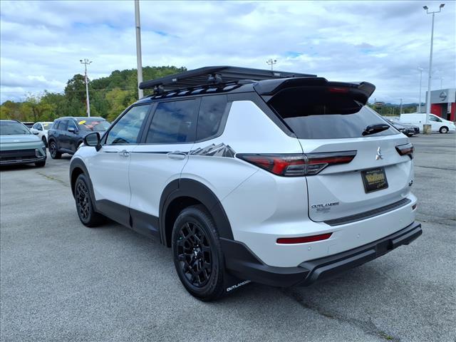 new 2025 Mitsubishi Outlander car, priced at $44,315