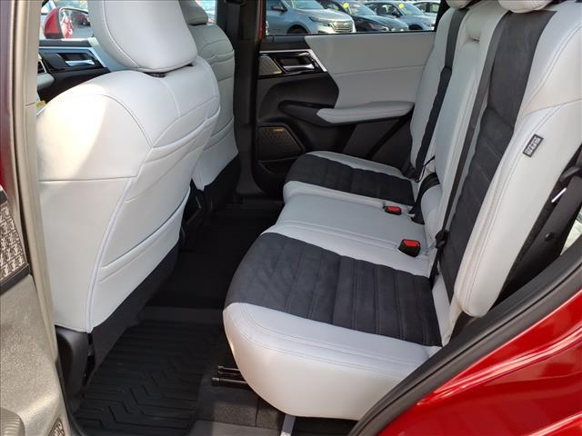 new 2025 Mitsubishi Outlander car, priced at $41,595