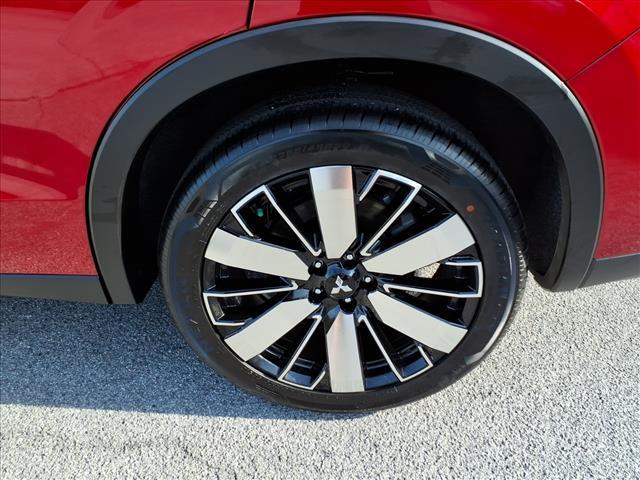 new 2025 Mitsubishi Outlander car, priced at $41,595