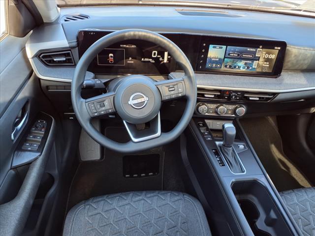 new 2025 Nissan Kicks car, priced at $28,680