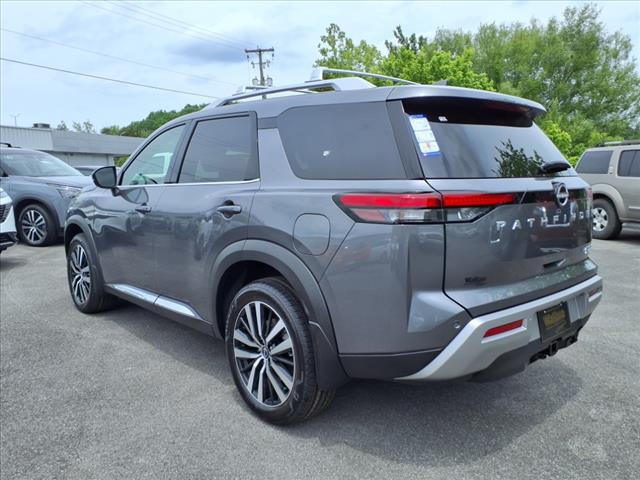 new 2025 Nissan Pathfinder car, priced at $54,035