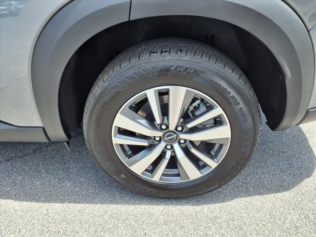 new 2025 Nissan Pathfinder car, priced at $45,785