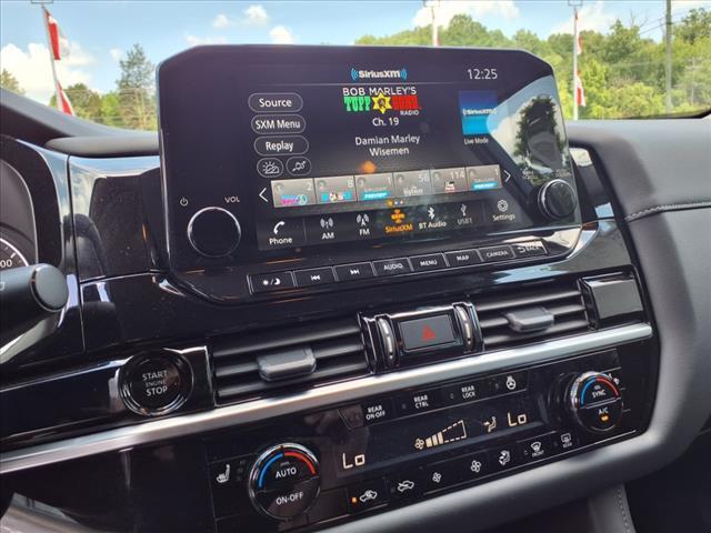 new 2025 Nissan Pathfinder car, priced at $45,785