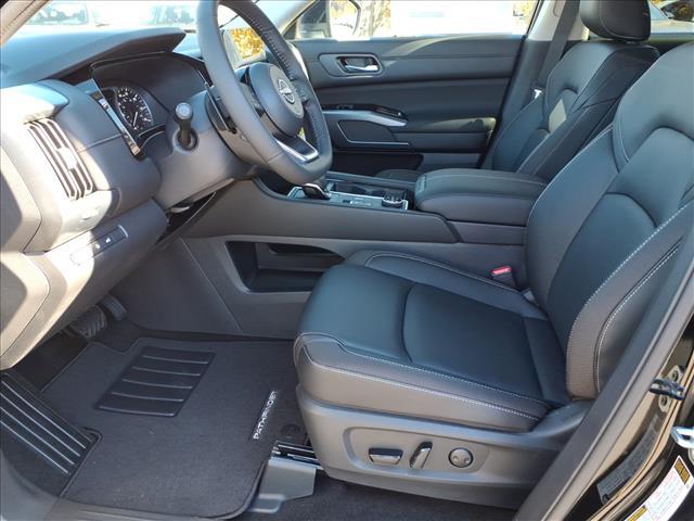 new 2025 Nissan Pathfinder car, priced at $46,590